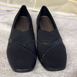 Aravon Shoe by New Balance Women's Size 10.5 Black- NWOT's